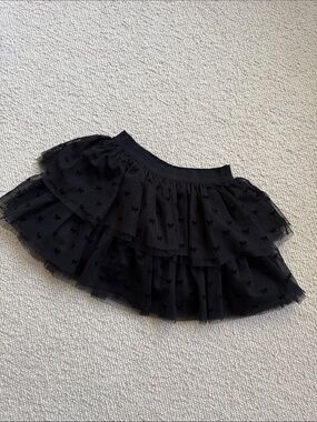 Girls Black Tiered Tulle Mini Skirt with Bow Motif